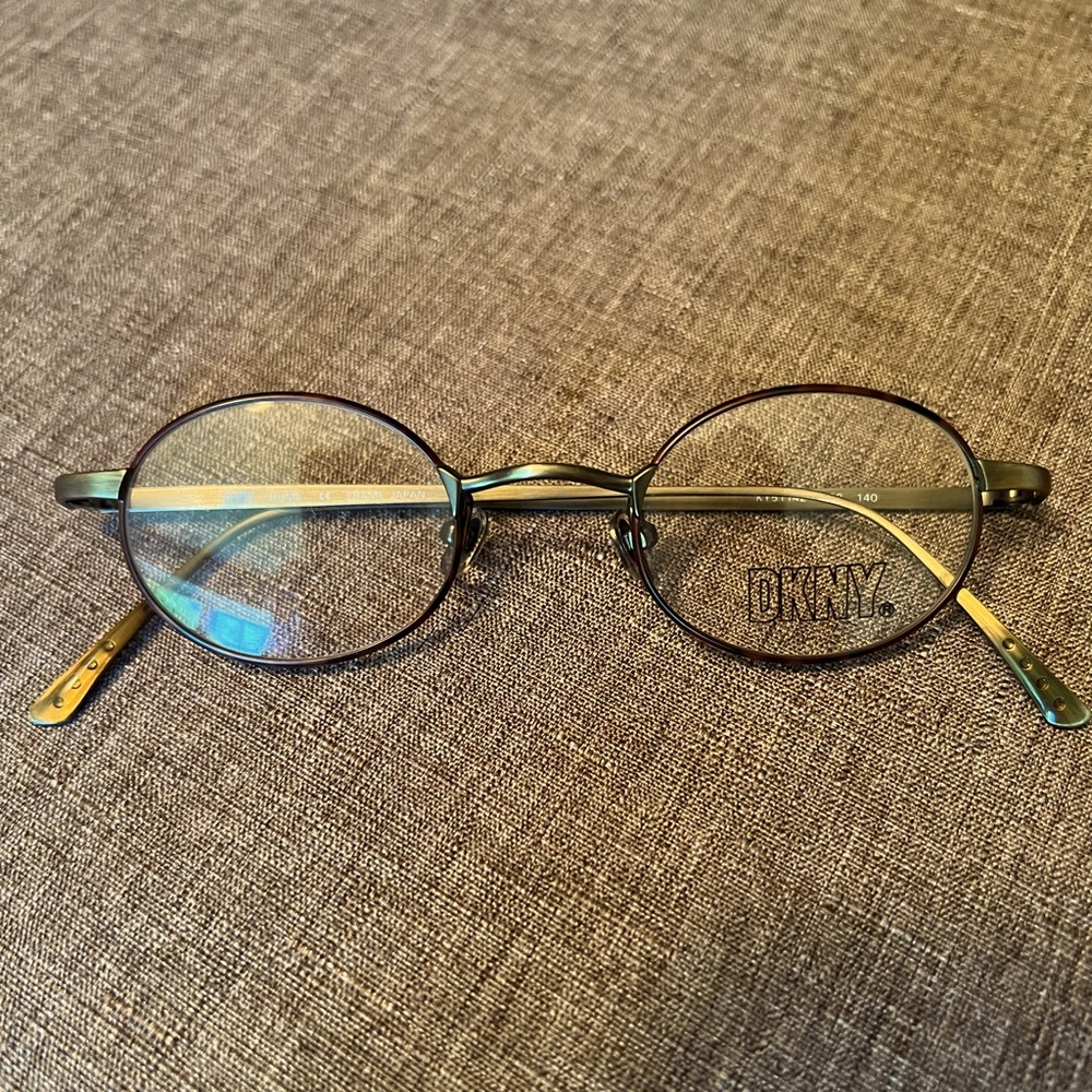 DKNY optical frames